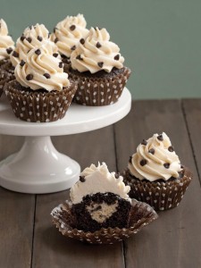 CCCDL_Cookie-Dough-Stuffed-Dark-Cupcakes_s3x4_lg