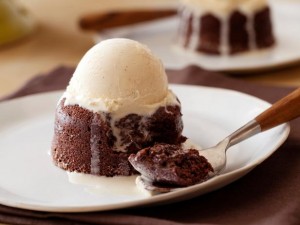 CCCDO312_Molten-Chocolate-Cake-Recipe-02_s4x3_lg