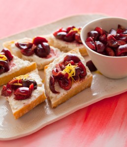 crostinis_cherry