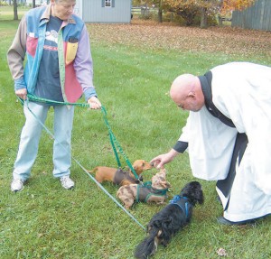 St-Lukes-annual-pet-blessing