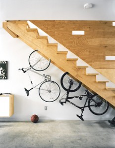 storage-space-stairs-23