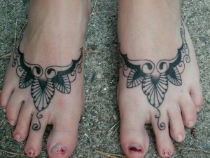 tattooed-feet