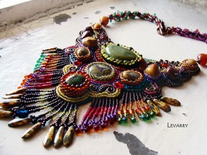 embroidered_necklace-20