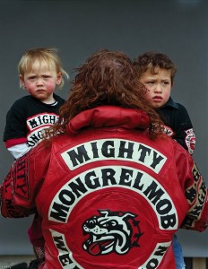 gang-member-portraits-mongrel-mob-new-zealand-jono-rotman-9_