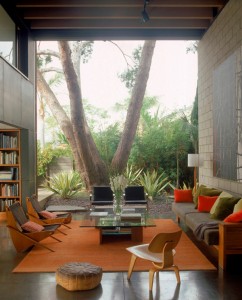 Interior-Courtyard-Garden-Ideas-08-1-Kindesign